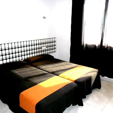 Otel Dl Port 2*