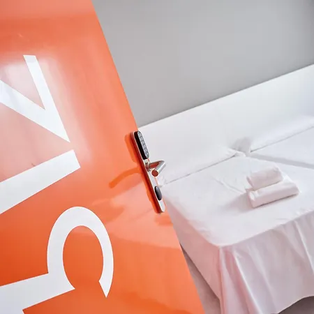 Otel Dl Port 2*