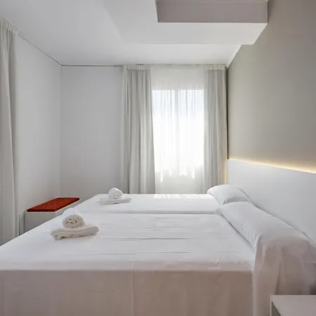 Dl Port Otel 2*